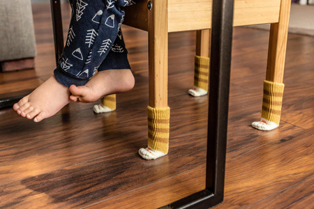 Skarpetki na krzesła, stoły, meble - KOCIE ŁAPKI