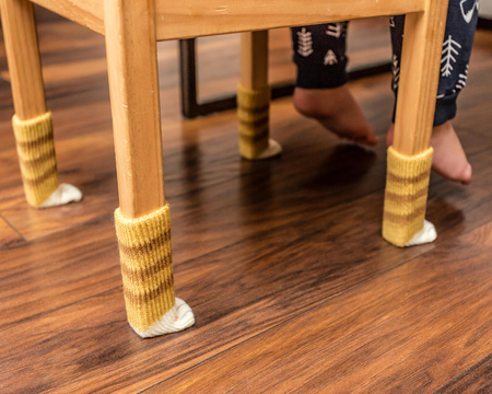 Skarpetki na krzesła, stoły, meble - KOCIE ŁAPKI